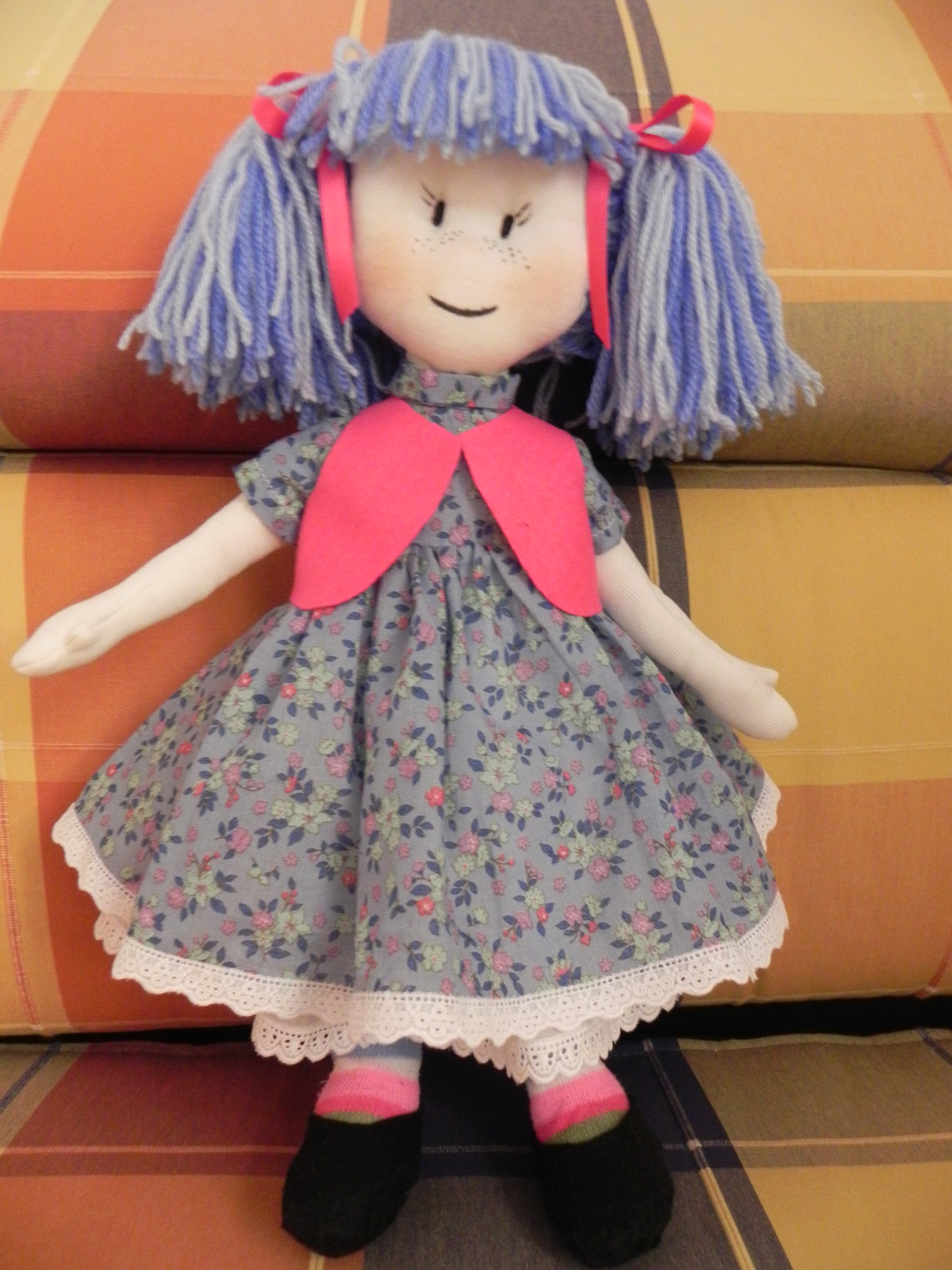 wait shovel fund Patchwork muñeca de trapo, tutorial y patrones. Doll' clothes | Tijeras y  cuchara